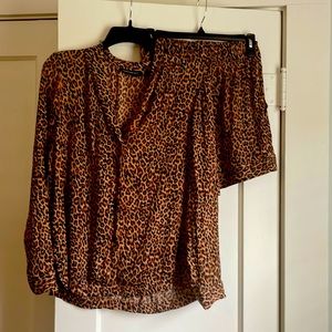 Something Navy small lounge set